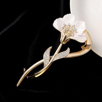 Elegant Ginkgo Biloba Metal Flower Hair Clips for Women - Fashion Ponytail Claw Accessory