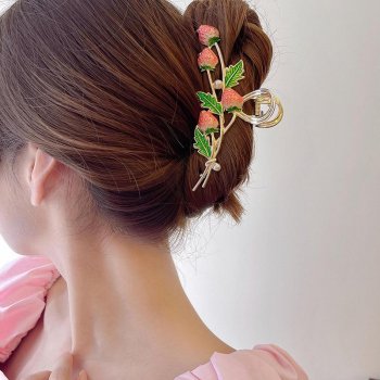 Elegant Sweet Strawberry Hair Claw Clip