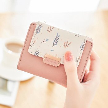 Stylish Women’s Short Wallet with Floral Design and Contrast Colors