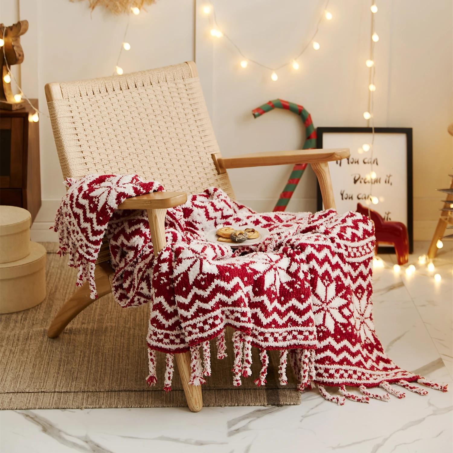 Chunky Knit Christmas Throw Blanket with Fringes