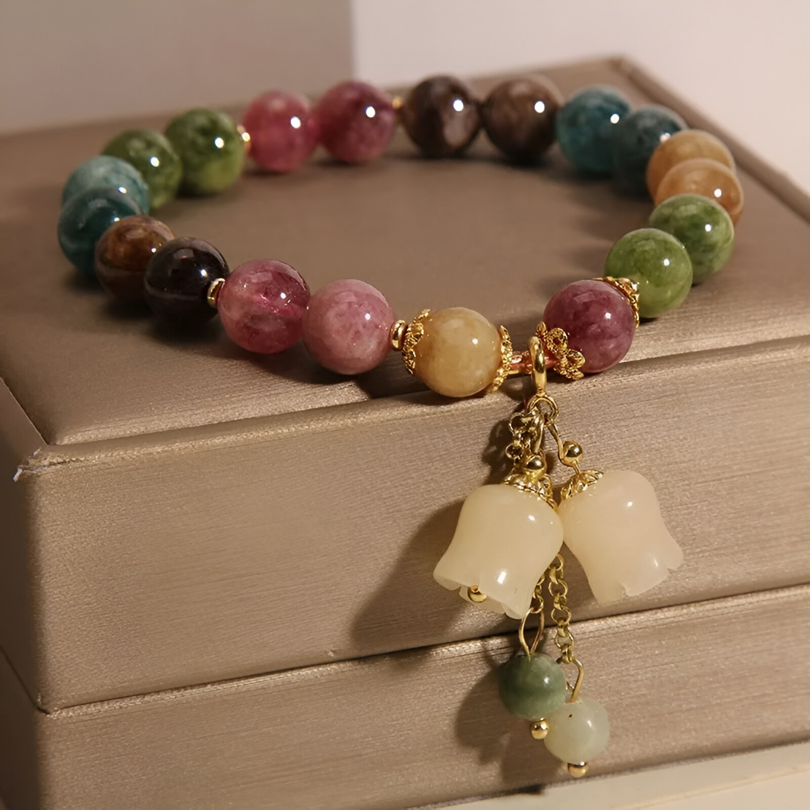 Elegant Lily of the Valley Natural Stone Bracelet with Flower Pendant - Image 4