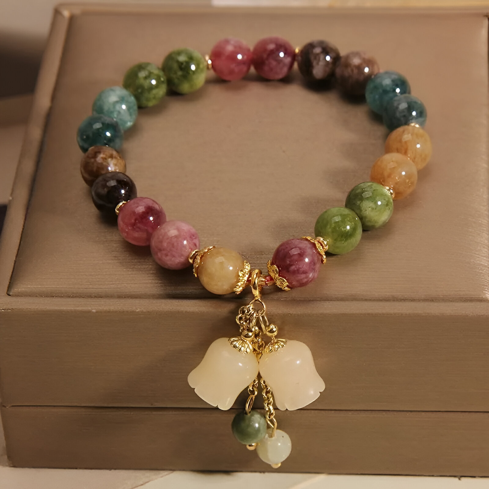 Elegant Lily of the Valley Natural Stone Bracelet with Flower Pendant - Image 5