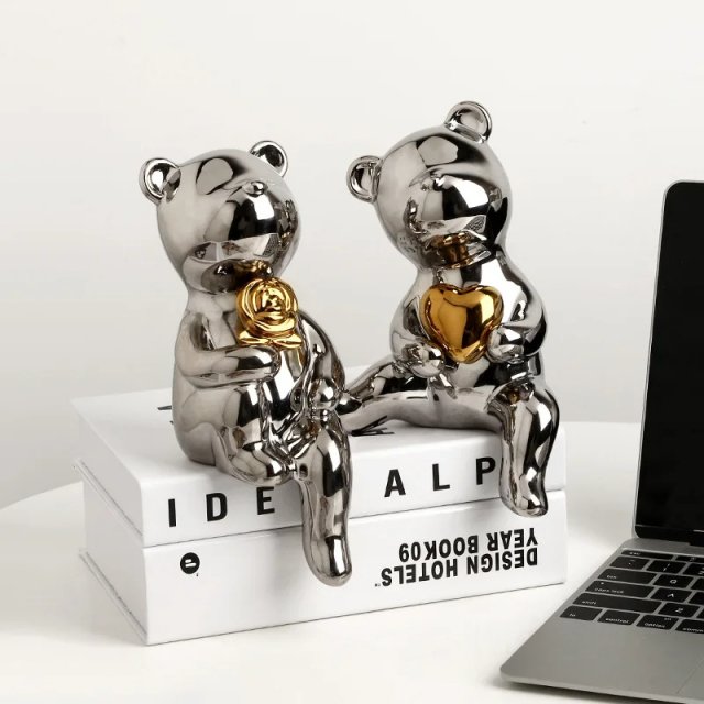 Light Luxury Ceramic Bear Ornament